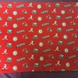 Alabama Crimson Tide Standard Size Pillowcase.